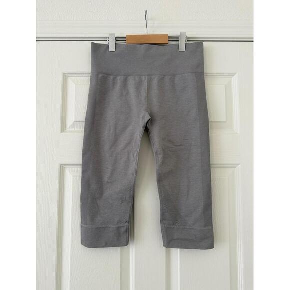 lululemon athletica Pants - Lululemon Gray Biker Shorts size 10